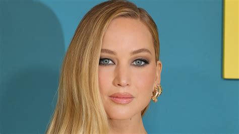 pictures of jennifer lawrence naked|Jennifer Lawrence is full frontal nude in Netflixs No Hard Feelings